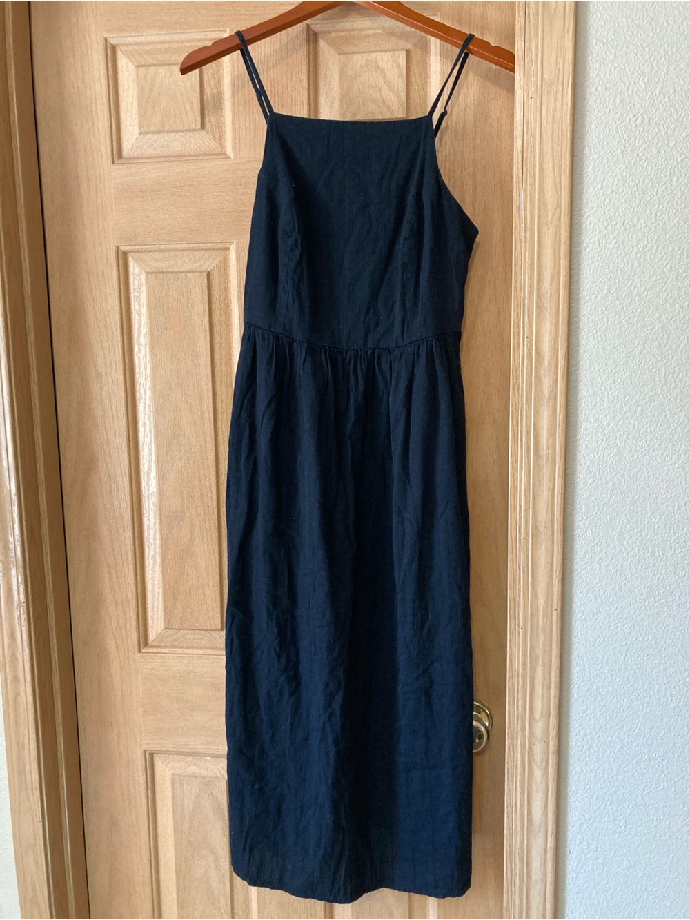 Old Navy Women’s Spaghetti Strap Maxi Dress